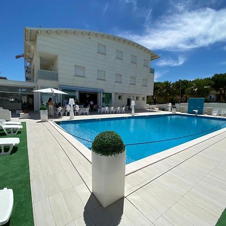 Elite Boutique Hotel Roseto Degli Abruzzi Exterior photo
